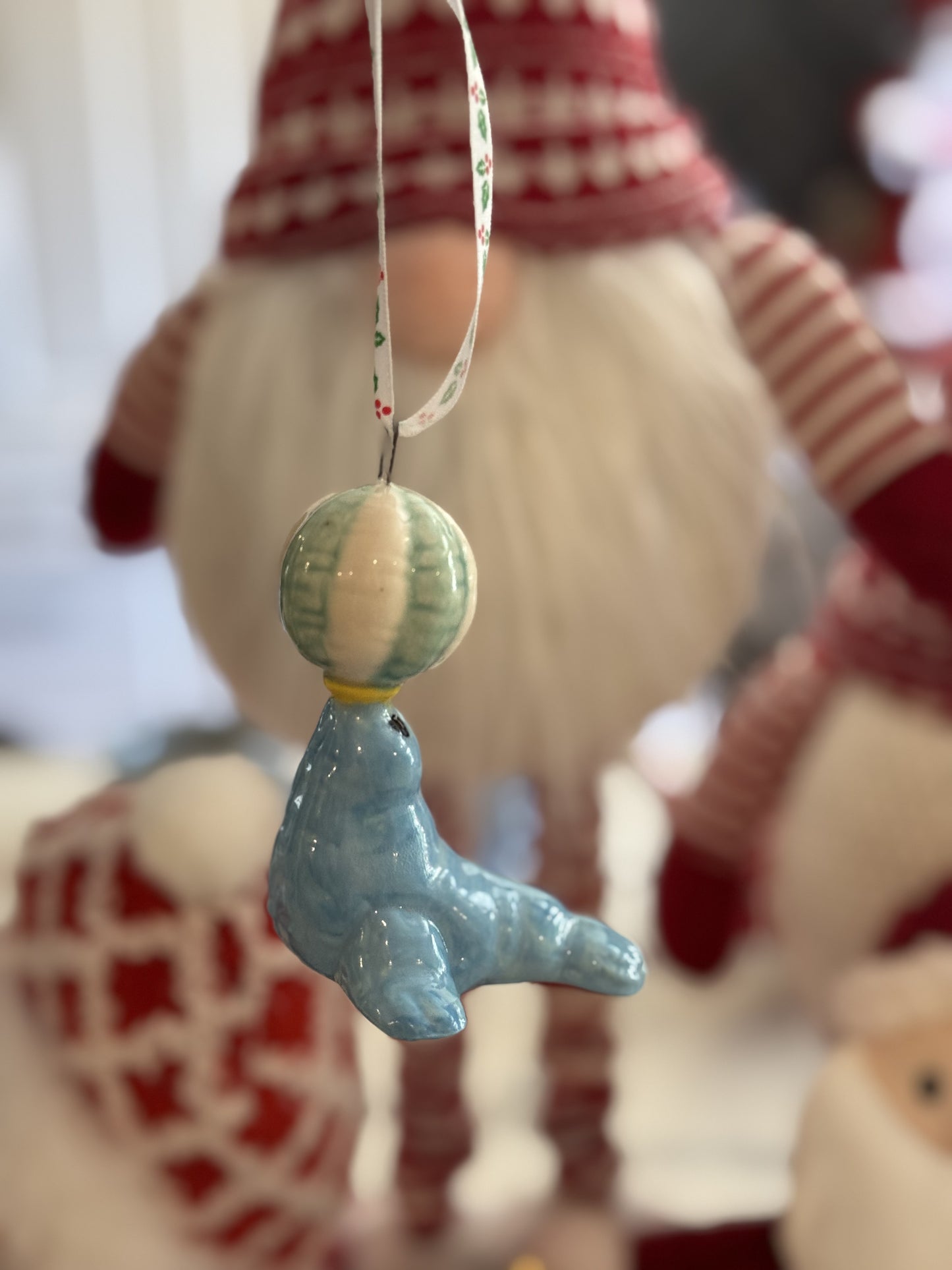 Christmas Ornament- Seal with Ball