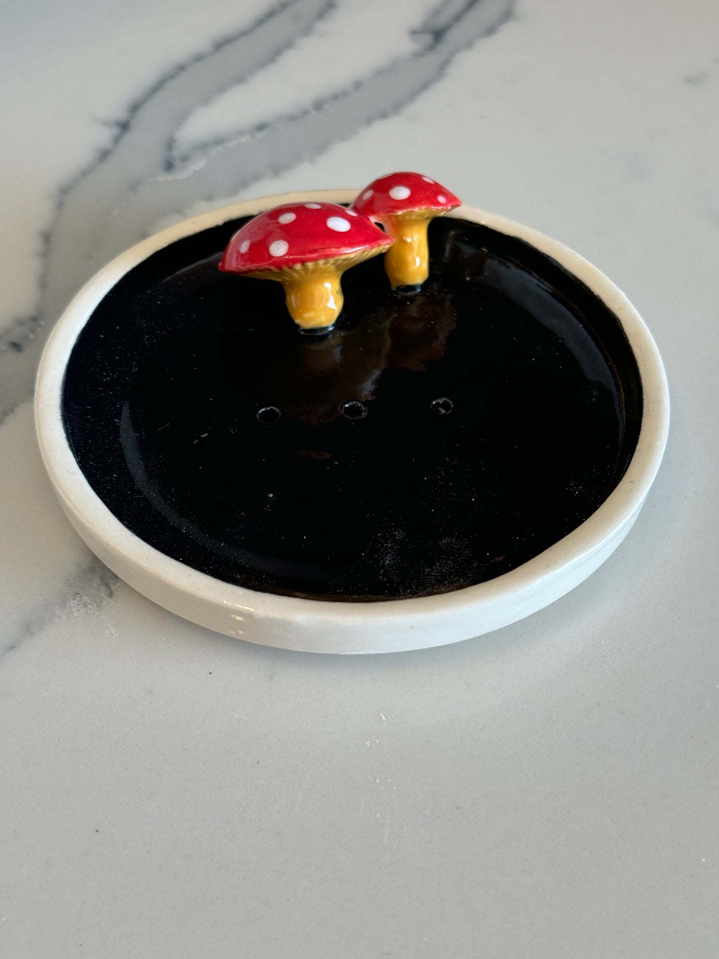 Soap Dish - Mushroom Black